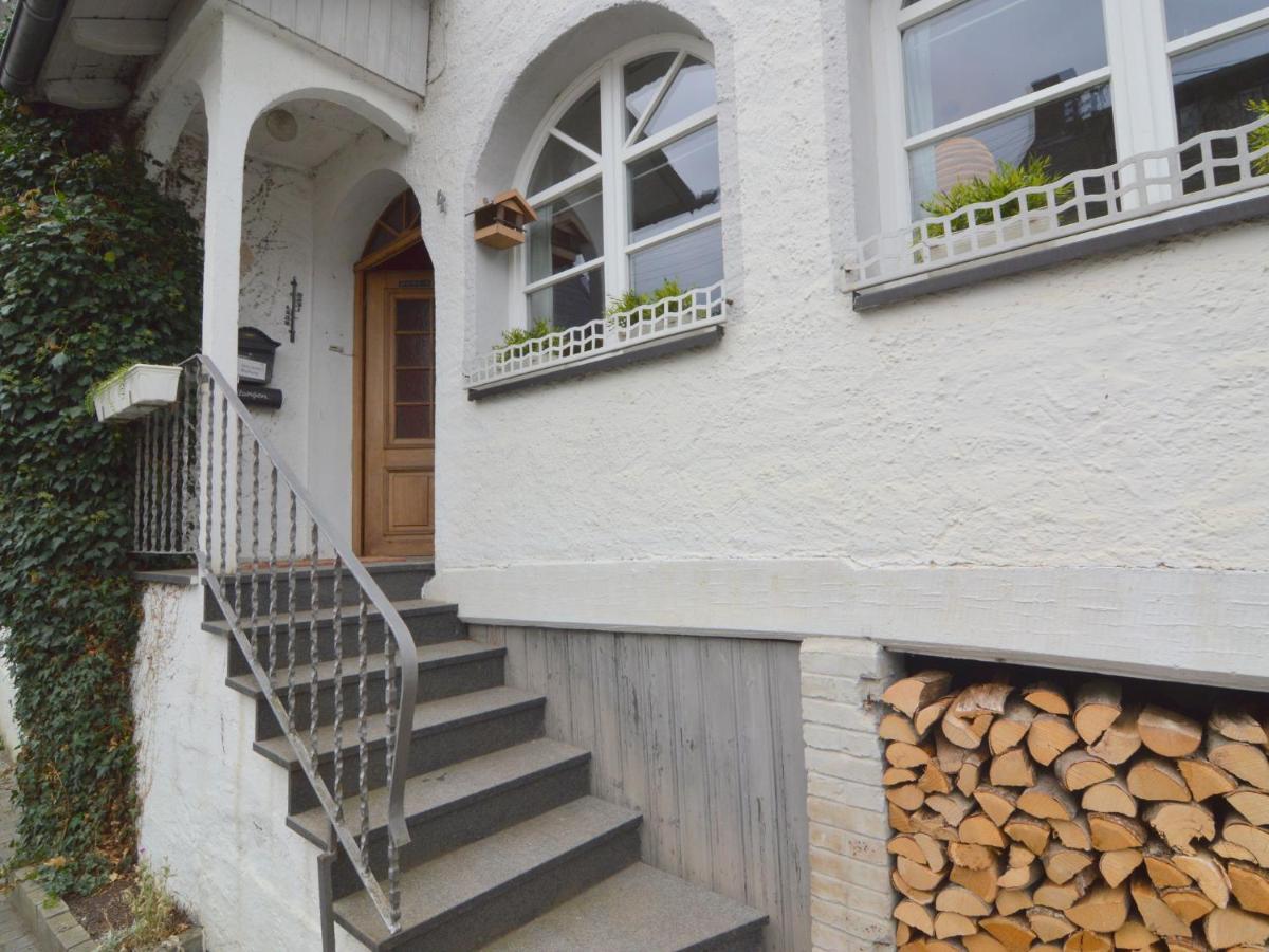 Very Comfortable House With Bathrooms And A Garden Mürlenbach Δωμάτιο φωτογραφία