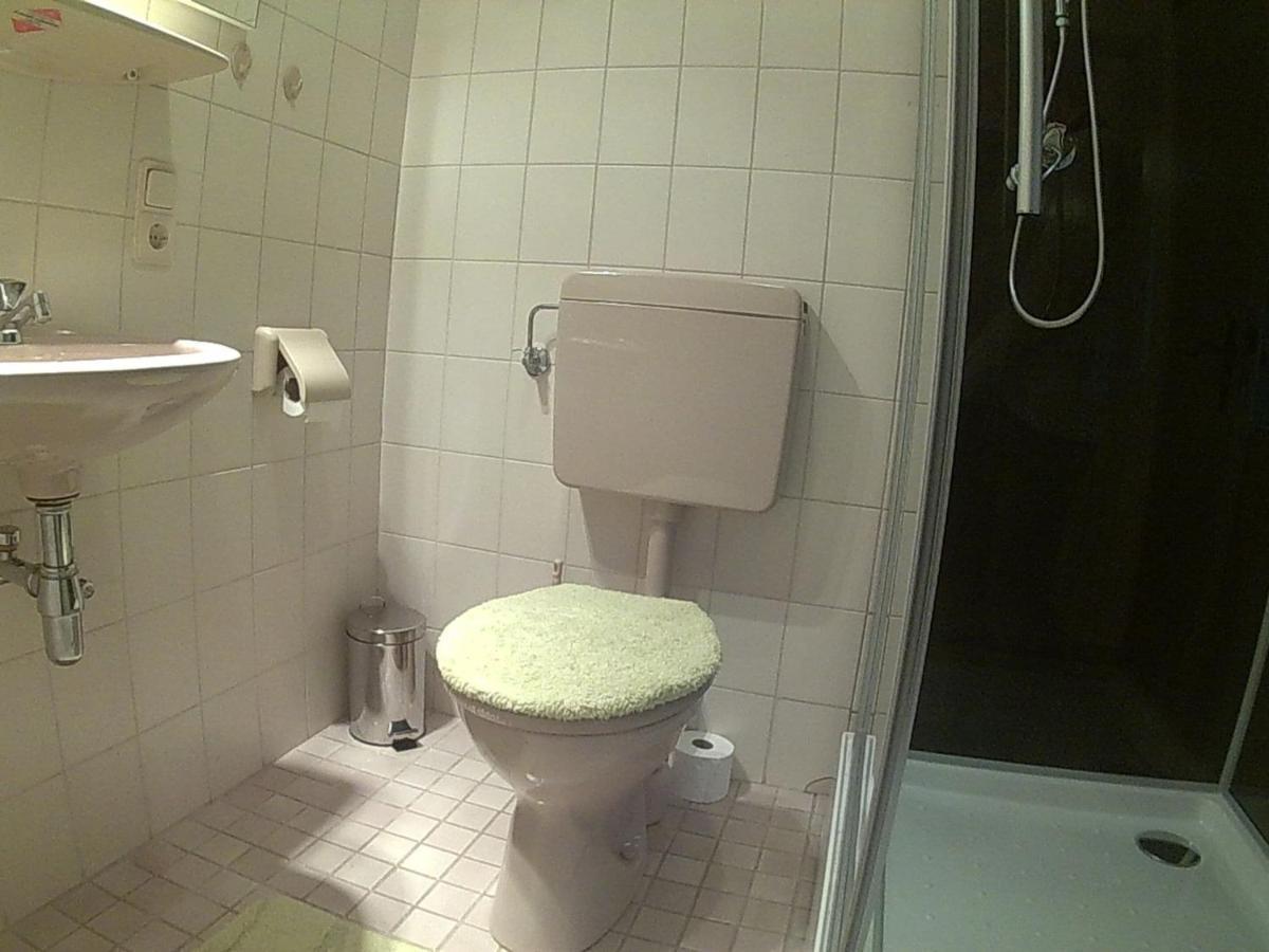 Very Comfortable House With Bathrooms And A Garden Mürlenbach Εξωτερικό φωτογραφία